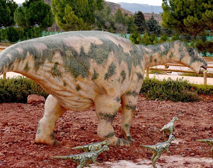 Noticia Eco de Teruel: Dos especies de grandes dinosaurios ornitópodos convivieron en Teruel durante el Cretácico Inferior